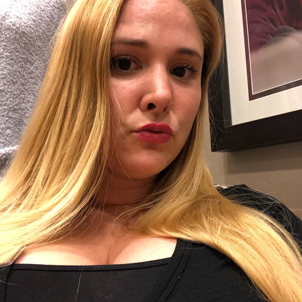 Meet your Posher, Krystle